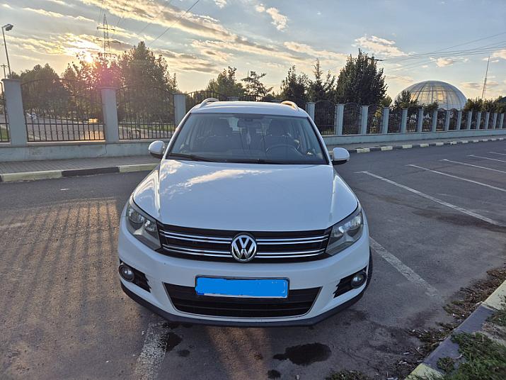Cumpără / Vinde Volkswagen Tiguan 2012 SH, la cel mai bun pret pentru tine!