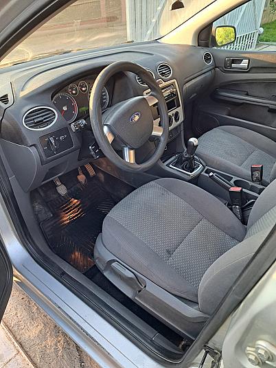 Cumpără / Vinde Ford Focus 2006 SH, la cel mai bun pret pentru tine!