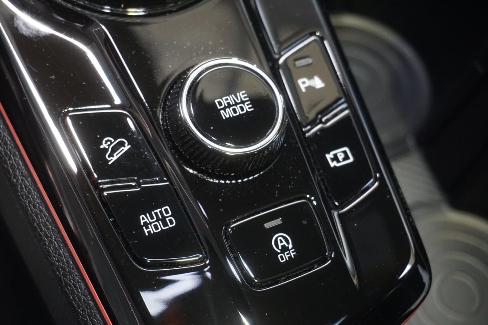 Cumpara/ Vinde online Kia Sportage 2023 SH, la cel mai bun pret pentru tine!