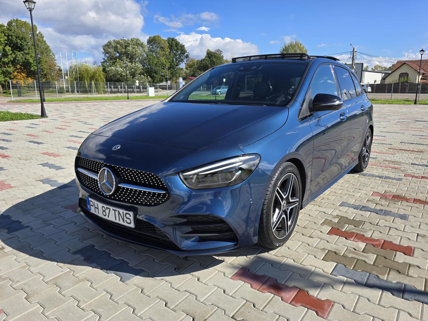 Cumpara/ Vinde online Mercedes-Benz B 200 2020 SH, la cel mai bun pret pentru tine!