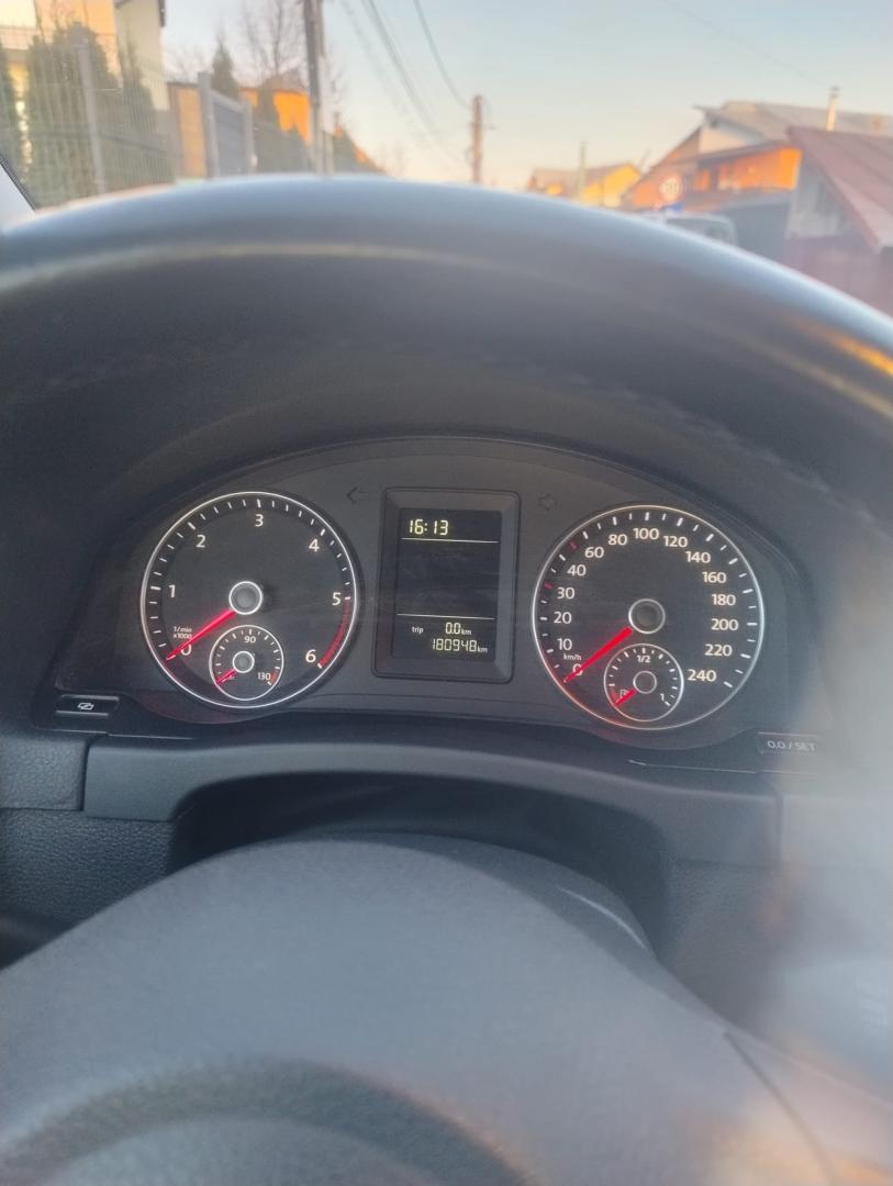 Cumpara/ Vinde online Volkswagen Golf Plus 2009 SH, la cel mai bun pret pentru tine!