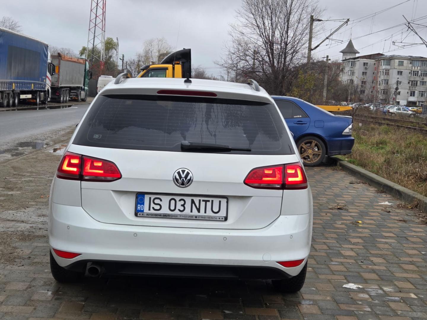 Cumpara/ Vinde online Volkswagen Golf 2015 SH, la cel mai bun pret pentru tine!