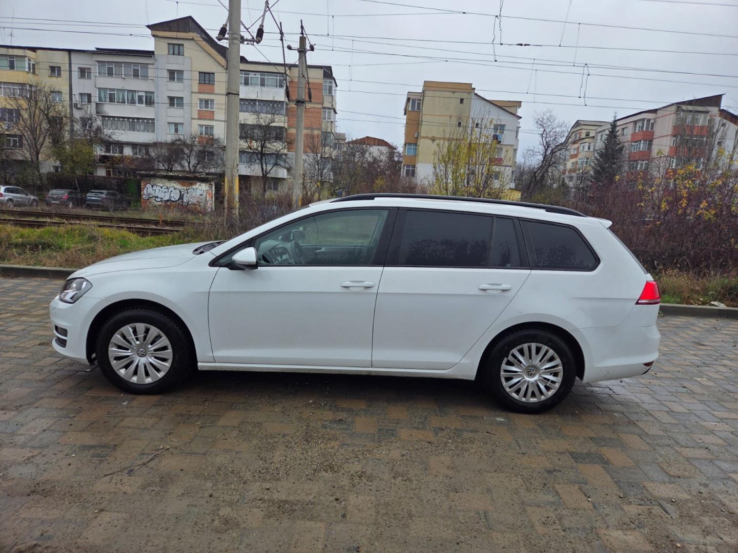 Cumpara/ Vinde online Volkswagen Golf 2015 SH, la cel mai bun pret pentru tine!