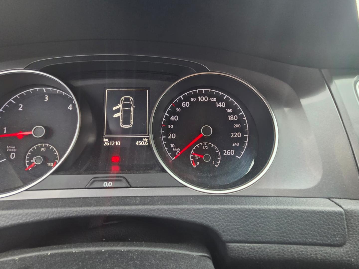 Cumpara/ Vinde online Volkswagen Golf 2015 SH, la cel mai bun pret pentru tine!