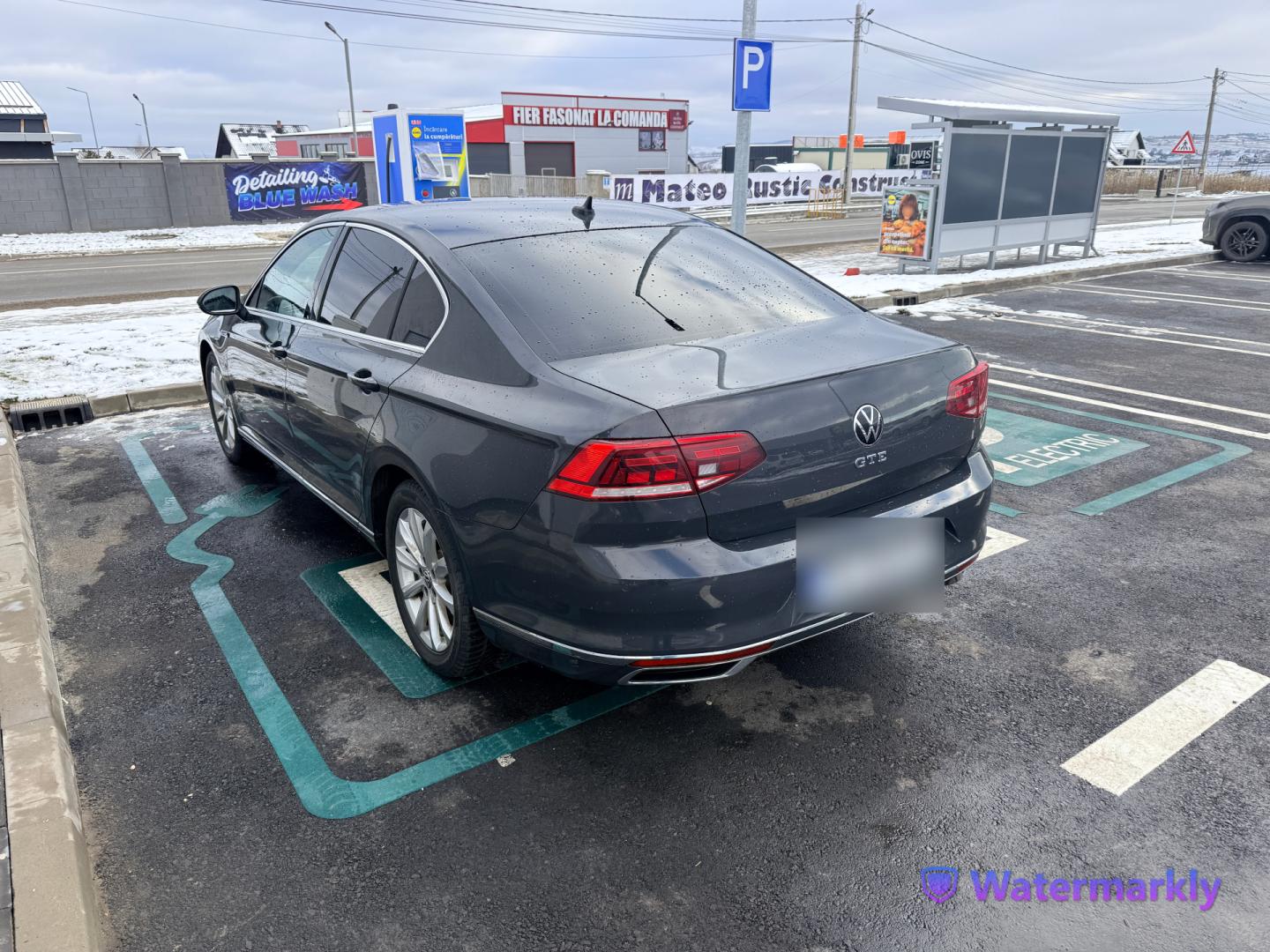 Cumpara/ Vinde online Volkswagen Passat 2021 SH, la cel mai bun pret pentru tine!