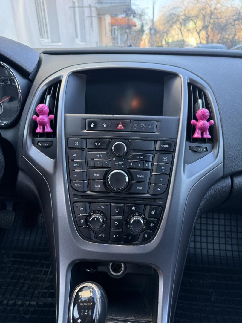 Cumpara/ Vinde online Opel Astra 2019 SH, la cel mai bun pret pentru tine!