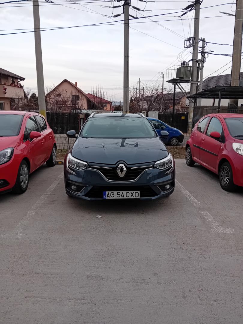 Cumpara/ Vinde online Renault  Megane 2018 SH, la cel mai bun pret pentru tine!