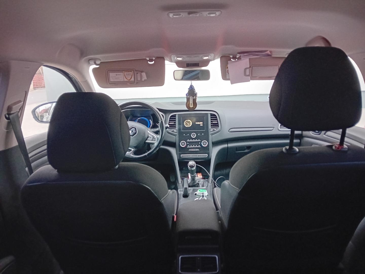 Cumpara/ Vinde online Renault  Megane 2018 SH, la cel mai bun pret pentru tine!