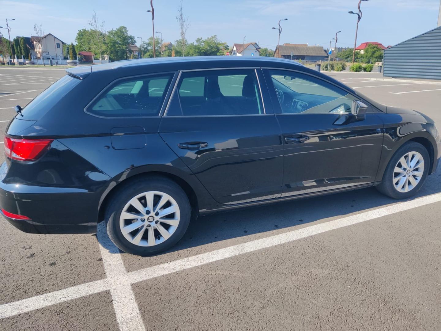 Cumpara/ Vinde online Seat Leon 2020 SH, la cel mai bun pret pentru tine!