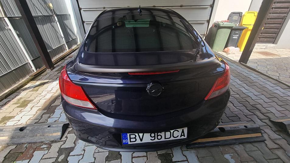 Cumpără / Vinde Opel Insignia 2012 SH, la cel mai bun pret pentru tine!