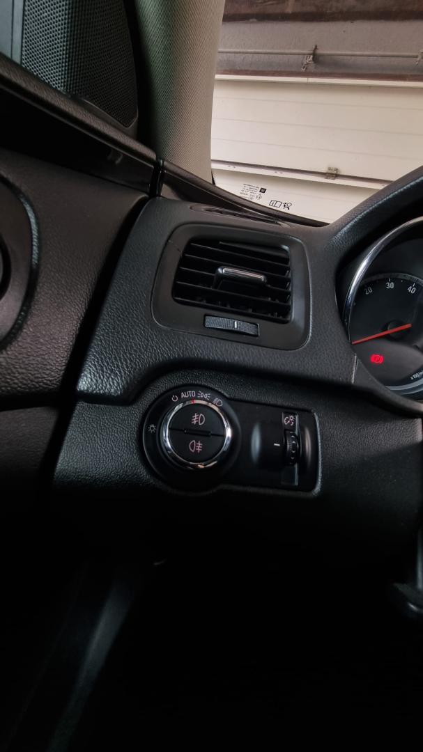 Cumpara/ Vinde online Opel Insignia 2012 SH, la cel mai bun pret pentru tine!