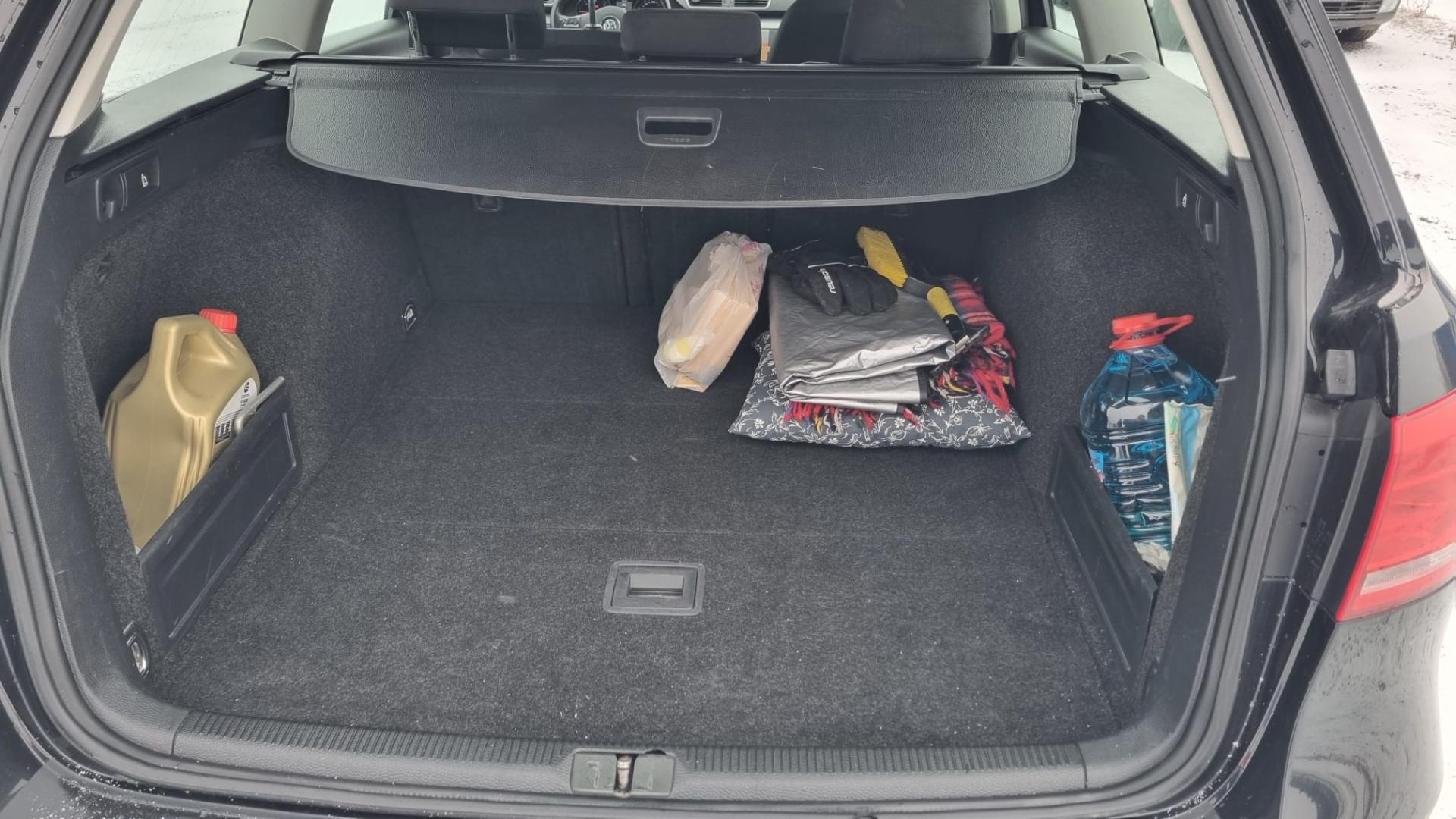 Cumpara/ Vinde online Volkswagen Passat 2012 SH, la cel mai bun pret pentru tine!