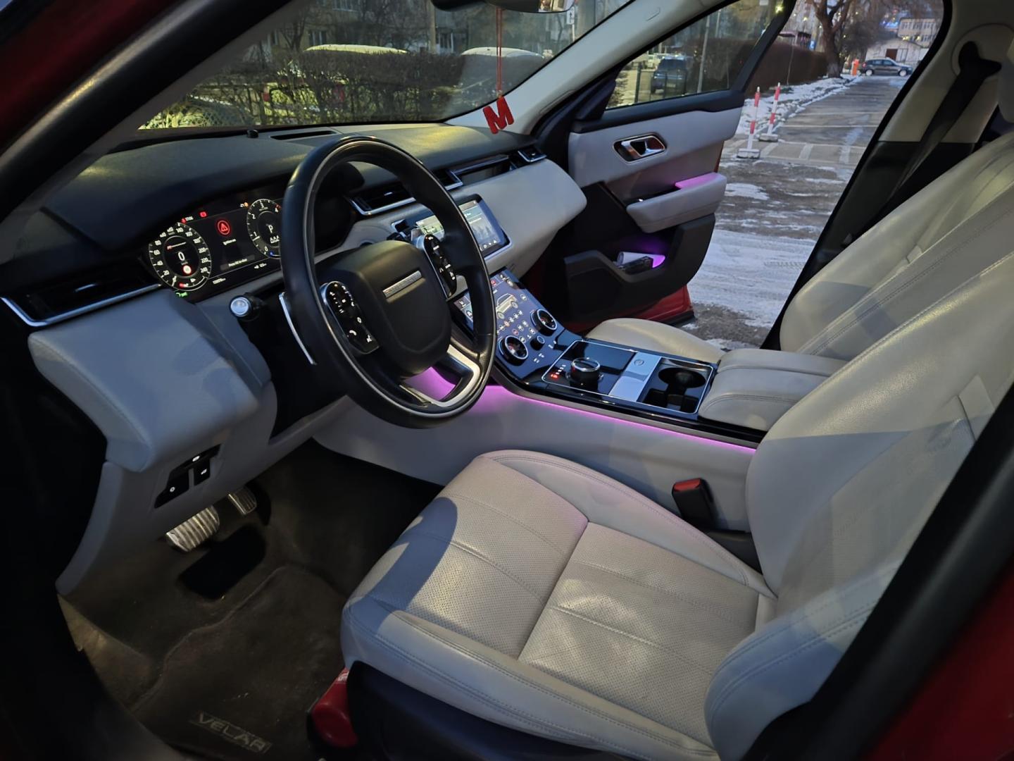 Cumpara/ Vinde online Land Rover Range Rover Velar 2019 SH, la cel mai bun pret pentru tine!