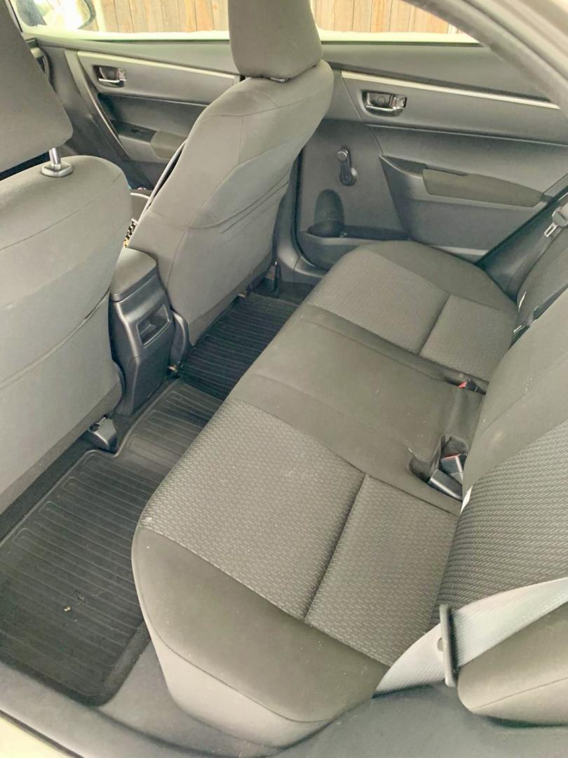 Cumpara/ Vinde online Toyota Corolla 2015 SH, la cel mai bun pret pentru tine!