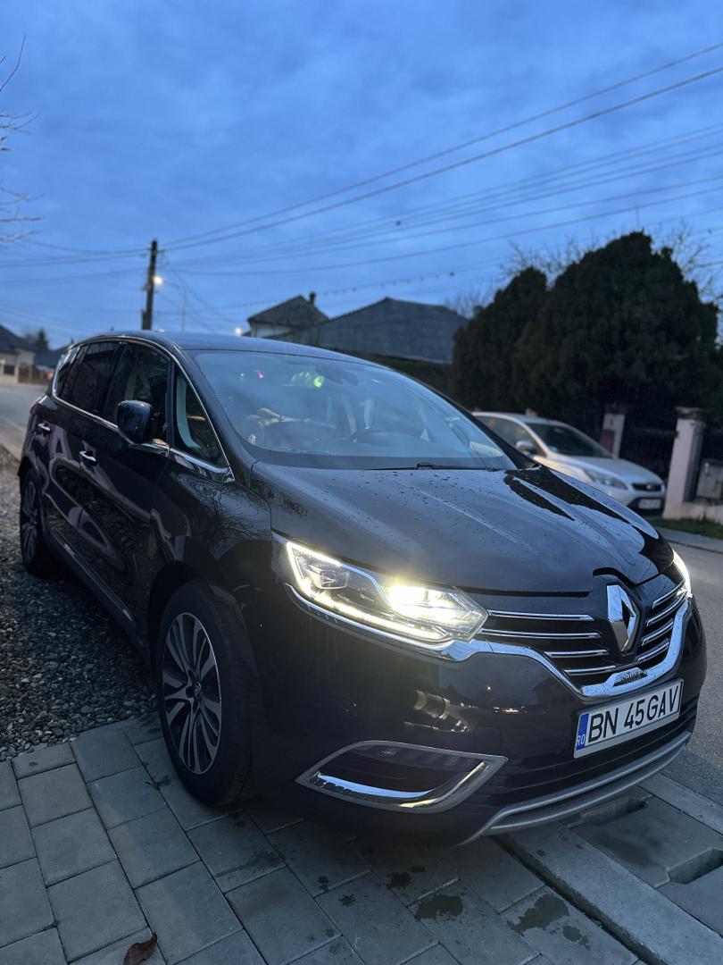 Cumpara/ Vinde online Renault  Espace 2015 SH, la cel mai bun pret pentru tine!
