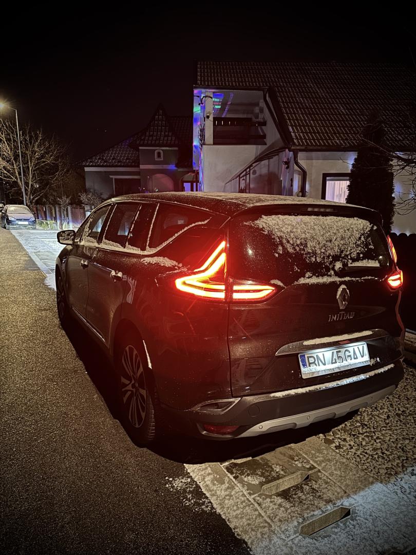 Cumpara/ Vinde online Renault  Espace 2015 SH, la cel mai bun pret pentru tine!