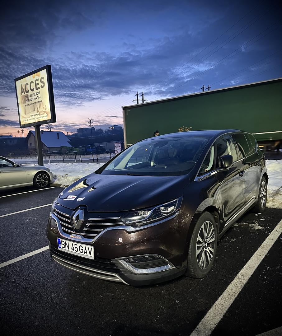 Cumpara/ Vinde online Renault  Espace 2015 SH, la cel mai bun pret pentru tine!