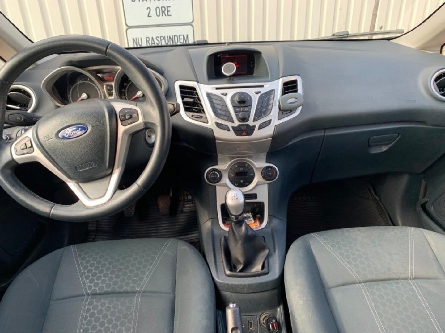 Cumpara/ Vinde online Ford Fiesta 2013 SH, la cel mai bun pret pentru tine!