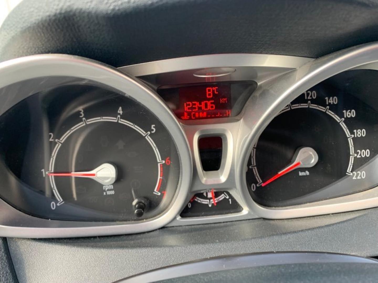 Cumpara/ Vinde online Ford Fiesta 2013 SH, la cel mai bun pret pentru tine!