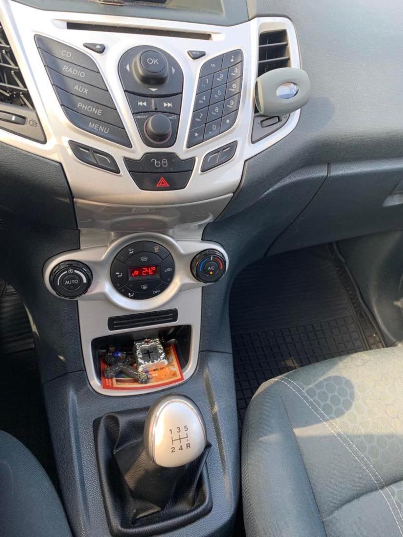 Cumpara/ Vinde online Ford Fiesta 2013 SH, la cel mai bun pret pentru tine!