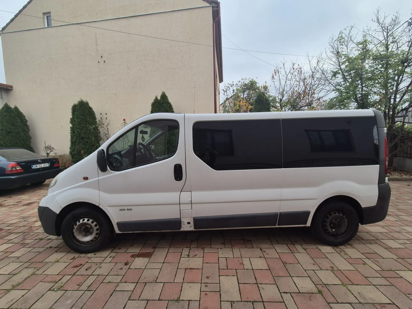 Cumpara/ Vinde online Opel Vivaro 2011 SH, la cel mai bun pret pentru tine!