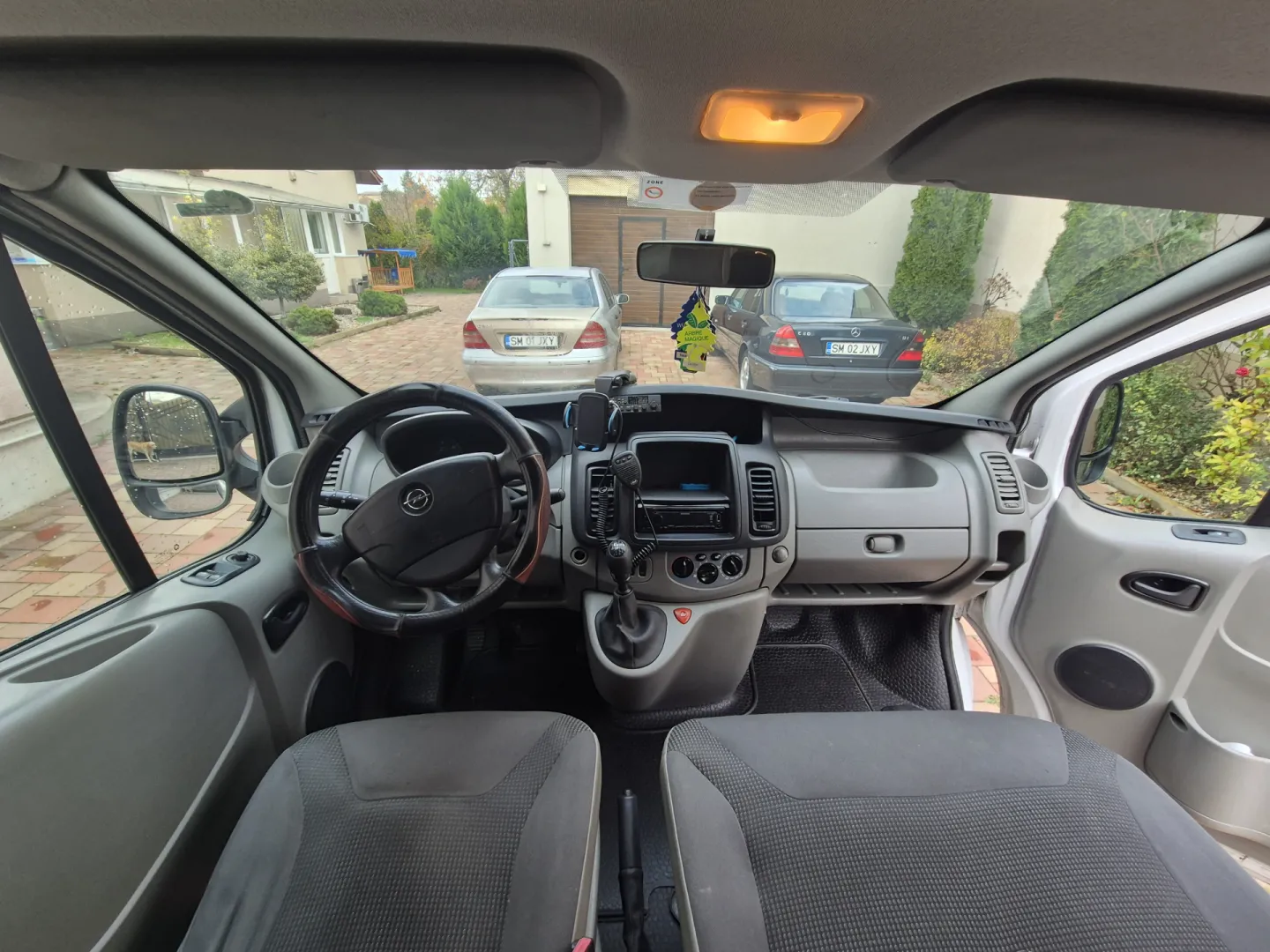 Cumpara/ Vinde online Opel Vivaro 2011 SH, la cel mai bun pret pentru tine!