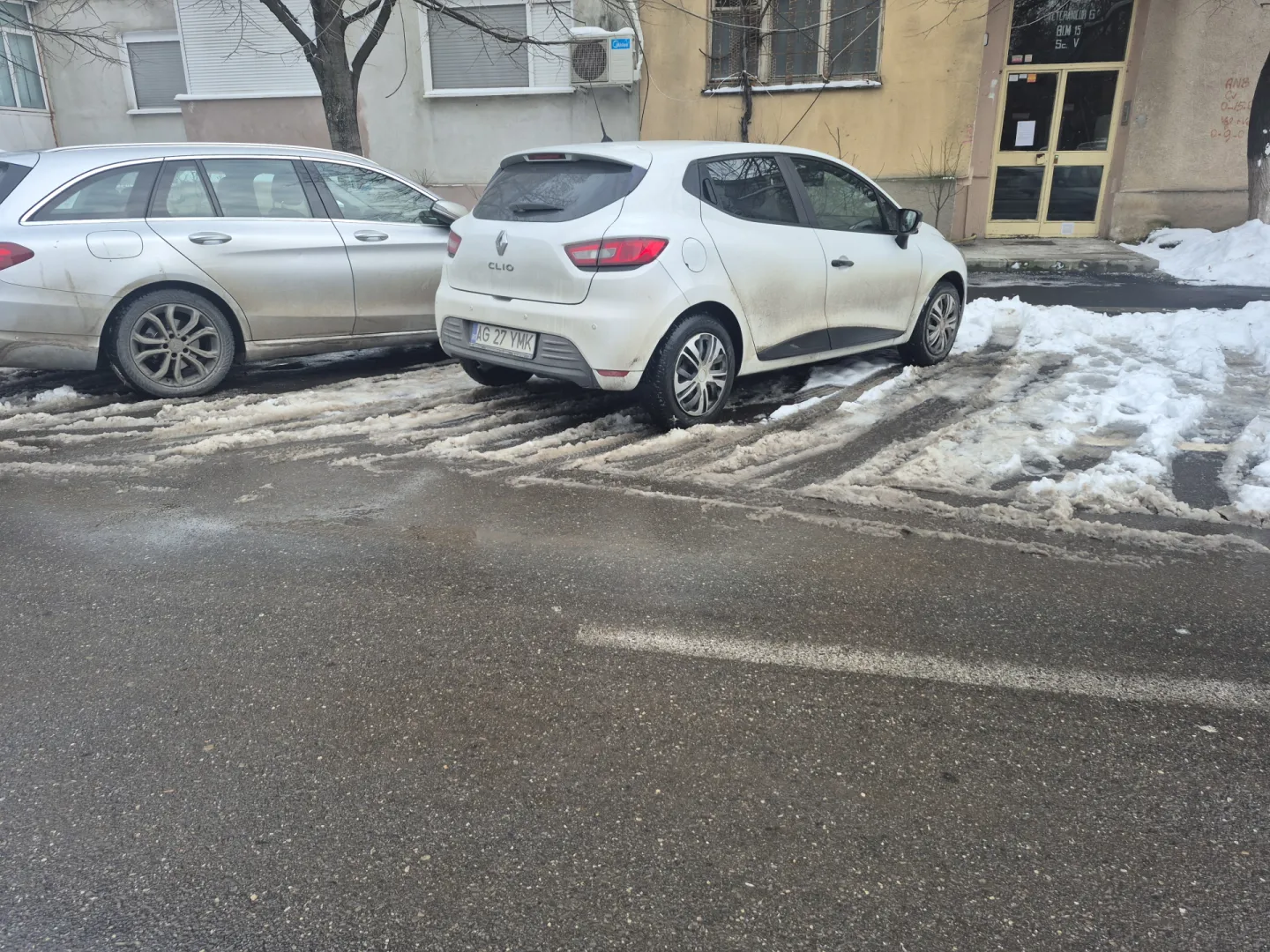 Cumpara/ Vinde online Renault  Clio 2018 SH, la cel mai bun pret pentru tine!