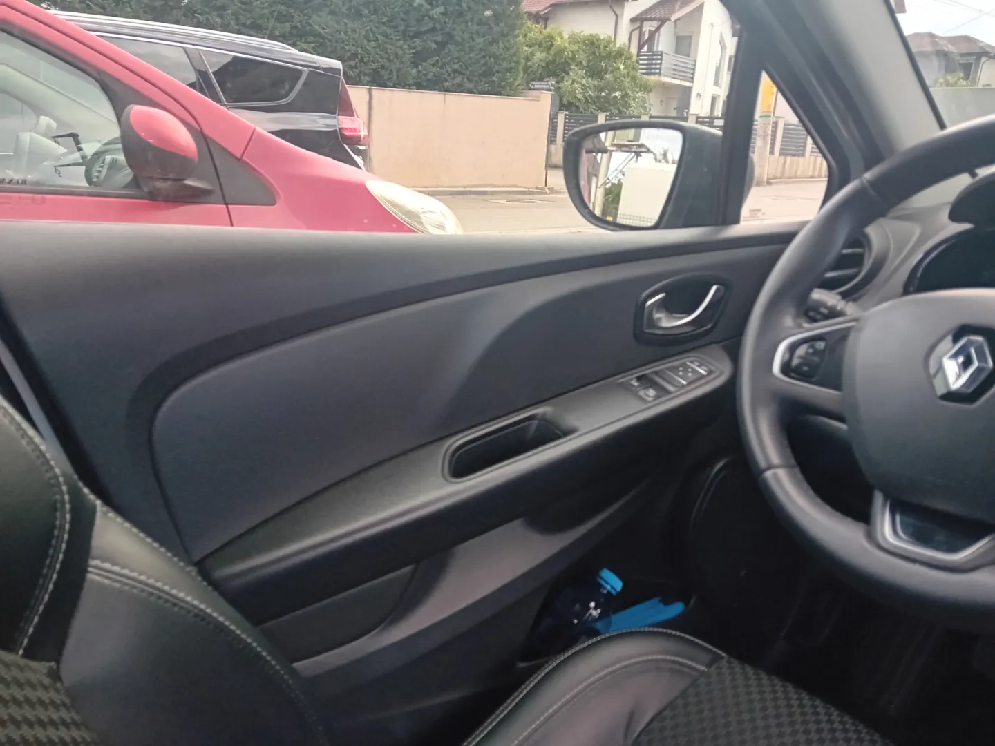 Cumpara/ Vinde online Renault  Clio 2018 SH, la cel mai bun pret pentru tine!