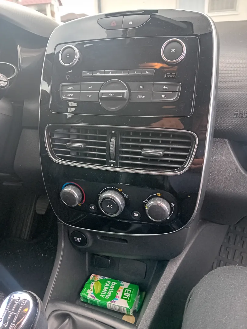 Cumpara/ Vinde online Renault  Clio 2018 SH, la cel mai bun pret pentru tine!