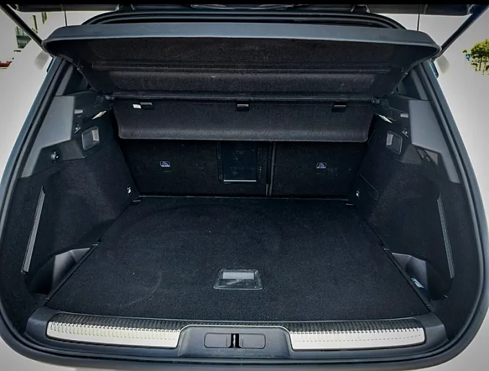 Cumpără / Vinde DS Automobiles DS7 Crossback 2019 SH, la cel mai bun pret pentru tine!