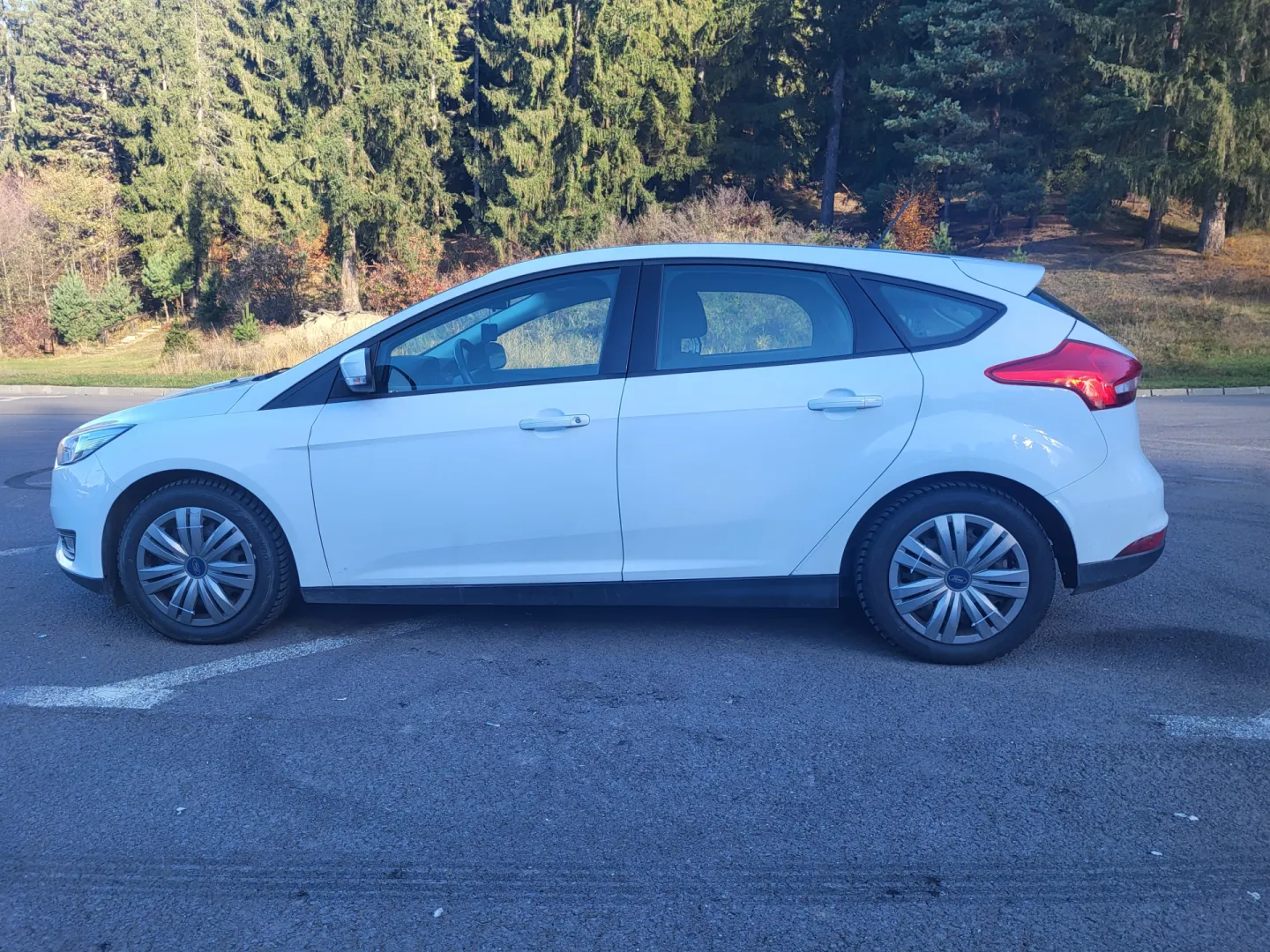 Cumpara/ Vinde online Ford Focus 2018 SH, la cel mai bun pret pentru tine!