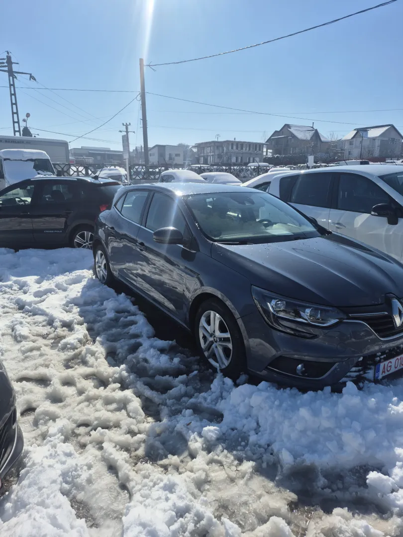 Cumpara/ Vinde online Renault  Megane 2016 SH, la cel mai bun pret pentru tine!