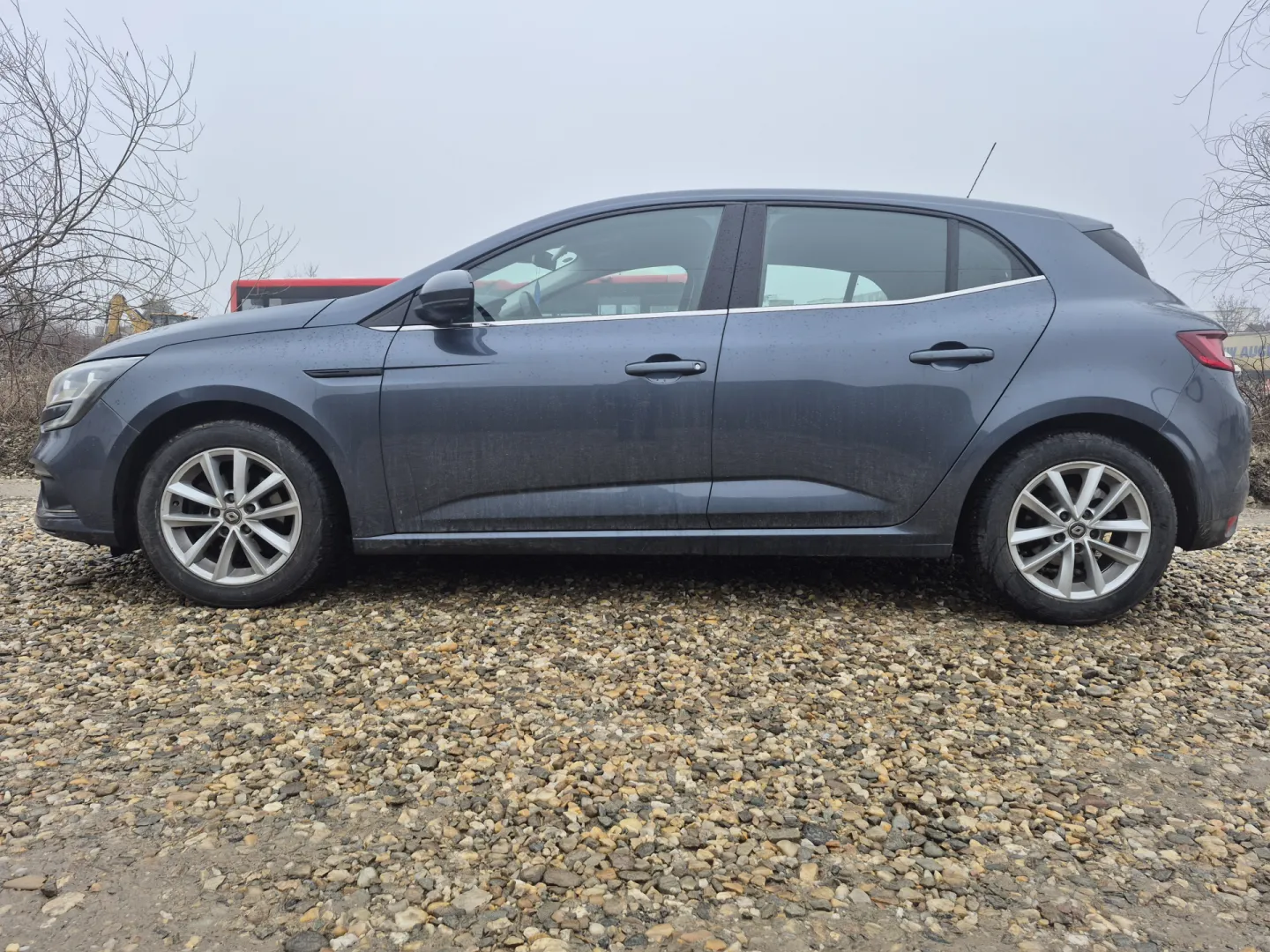 Cumpara/ Vinde online Renault  Megane 2016 SH, la cel mai bun pret pentru tine!