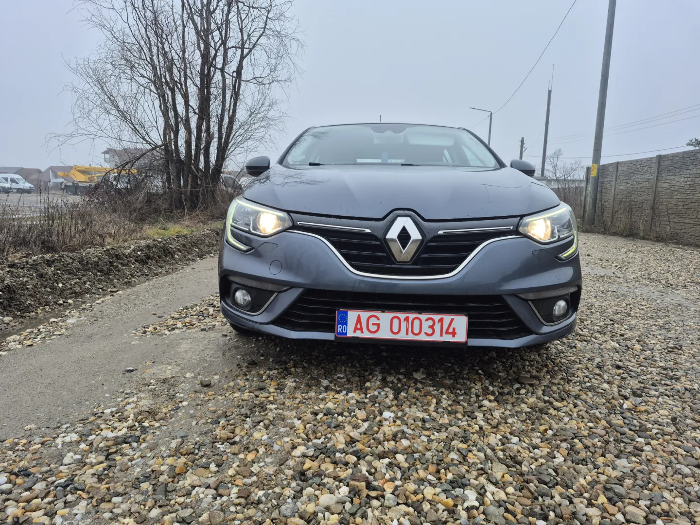 Cumpara/ Vinde online Renault  Megane 2016 SH, la cel mai bun pret pentru tine!