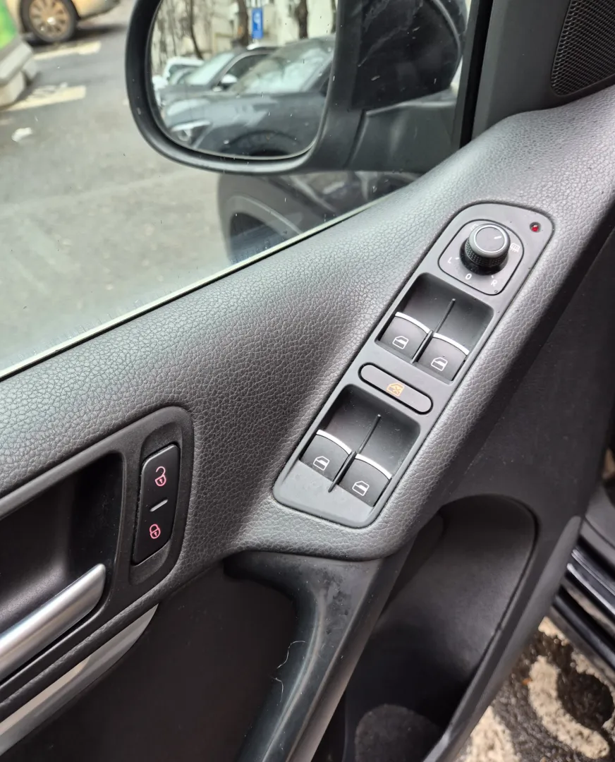 Cumpara/ Vinde online Volkswagen Tiguan 2016 SH, la cel mai bun pret pentru tine!