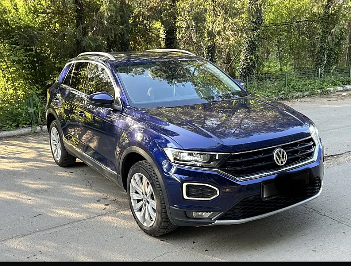 Cumpără / Vinde Volkswagen T-Roc 2019 SH, la cel mai bun pret pentru tine!
