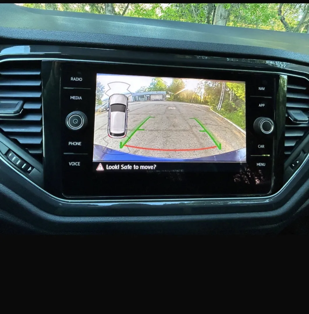 Cumpara/ Vinde online Volkswagen T-Roc 2019 SH, la cel mai bun pret pentru tine!