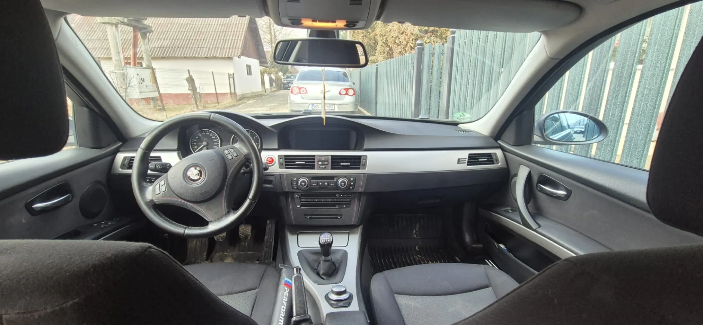 Cumpara/ Vinde online BMW 318 2007 SH, la cel mai bun pret pentru tine!