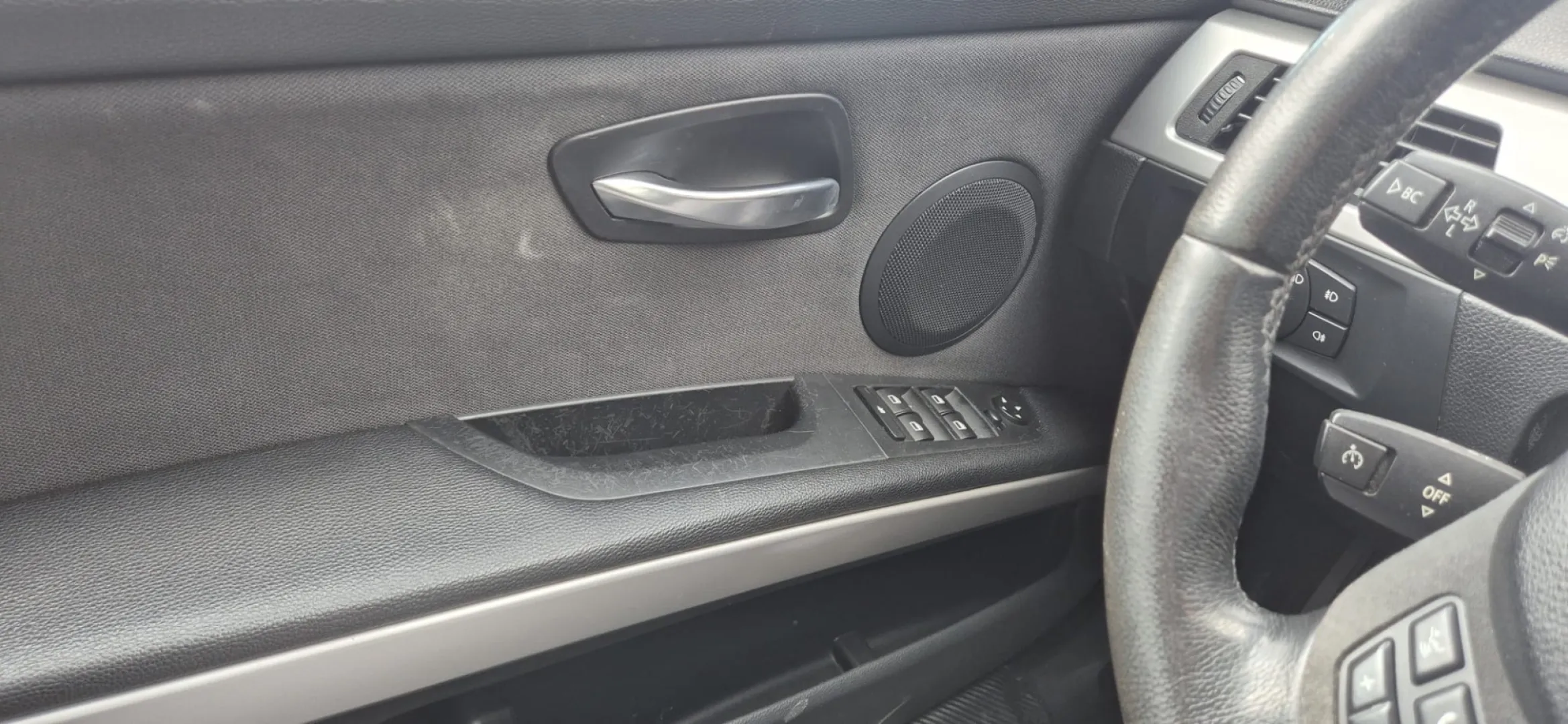 Cumpara/ Vinde online BMW 318 2007 SH, la cel mai bun pret pentru tine!