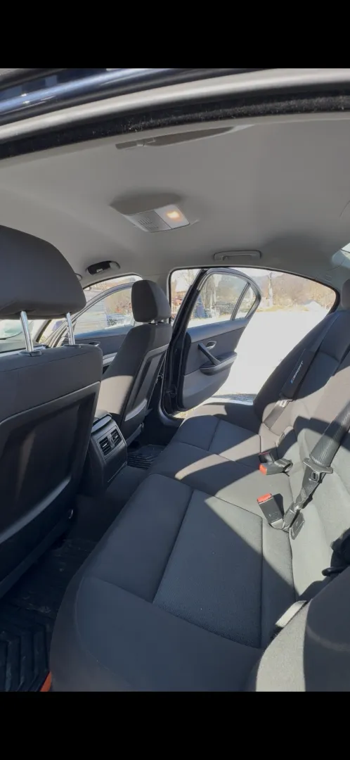 Cumpara/ Vinde online BMW 318 2007 SH, la cel mai bun pret pentru tine!