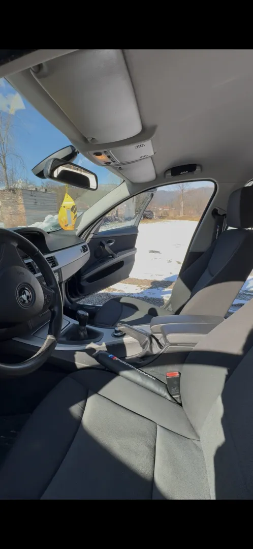 Cumpara/ Vinde online BMW 318 2007 SH, la cel mai bun pret pentru tine!