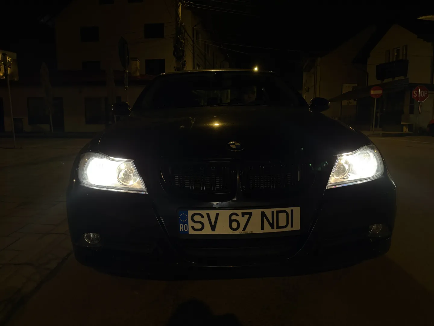 Cumpara/ Vinde online BMW 318 2007 SH, la cel mai bun pret pentru tine!