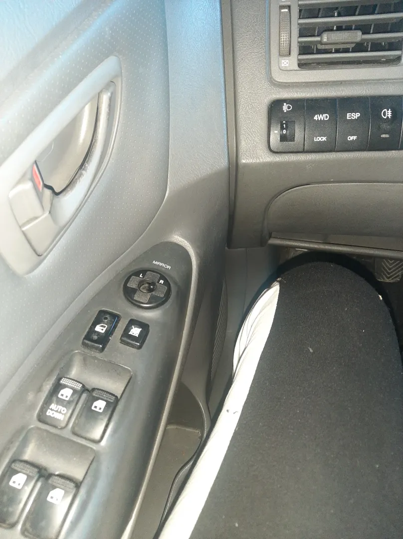 Cumpara/ Vinde online Hyundai Tucson 2007 SH, la cel mai bun pret pentru tine!