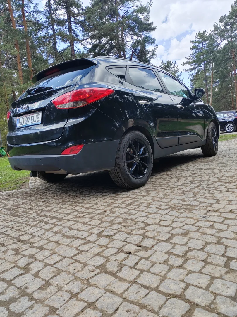 Cumpara/ Vinde online Hyundai ix35 2011 SH, la cel mai bun pret pentru tine!