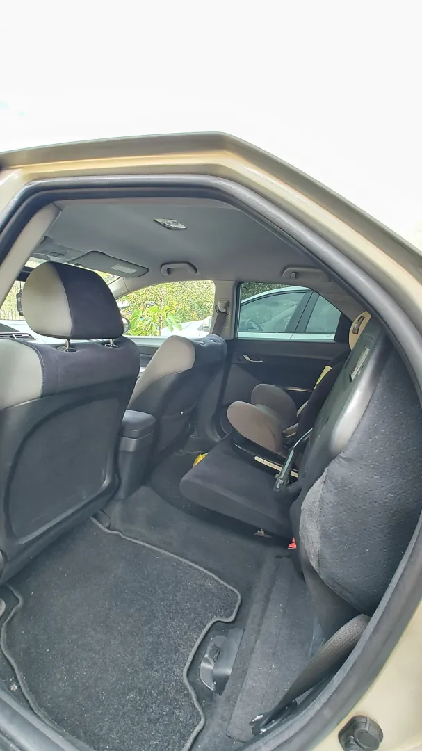 Cumpara/ Vinde online Honda Civic 2007 SH, la cel mai bun pret pentru tine!