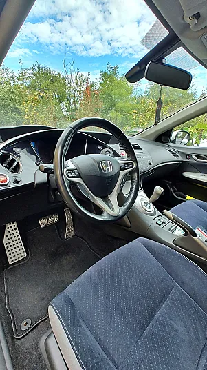 Cumpără / Vinde Honda Civic 2007 SH, la cel mai bun pret pentru tine!