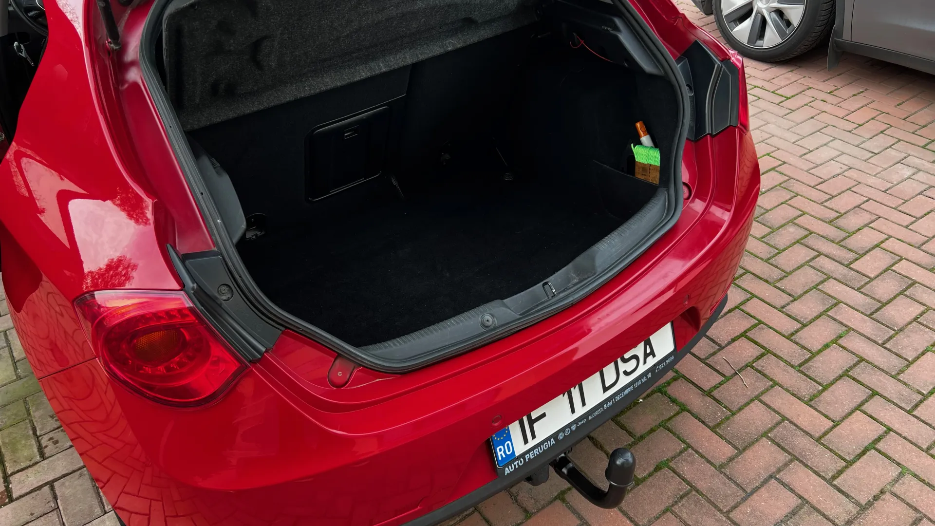 Cumpara/ Vinde online Alfa Romeo Giulietta 2015 SH, la cel mai bun pret pentru tine!