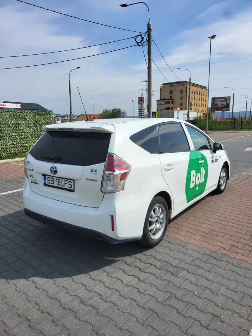 Cumpara/ Vinde online Toyota Prius + 2018 SH, la cel mai bun pret pentru tine!