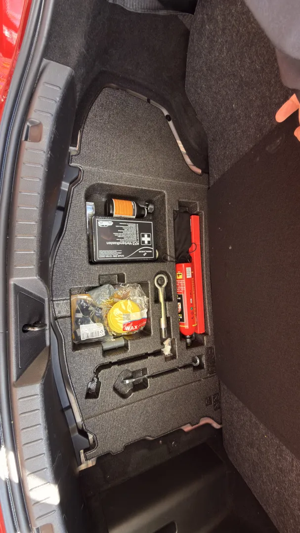 Cumpara/ Vinde online Mazda 3 2024 SH, la cel mai bun pret pentru tine!