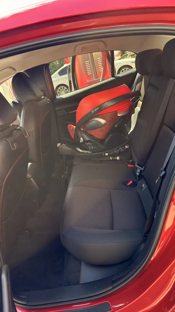 Cumpara/ Vinde online Mazda 3 2024 SH, la cel mai bun pret pentru tine!